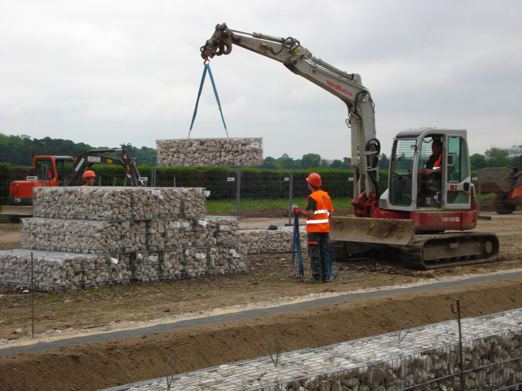 Mur de soutènement en gabions